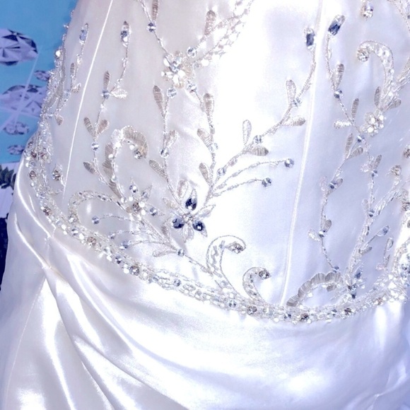 Moonlight Designer White Wedding Strapless Dress Crystal Beaded Ruffled Gown 6 - Picture 4 of 10